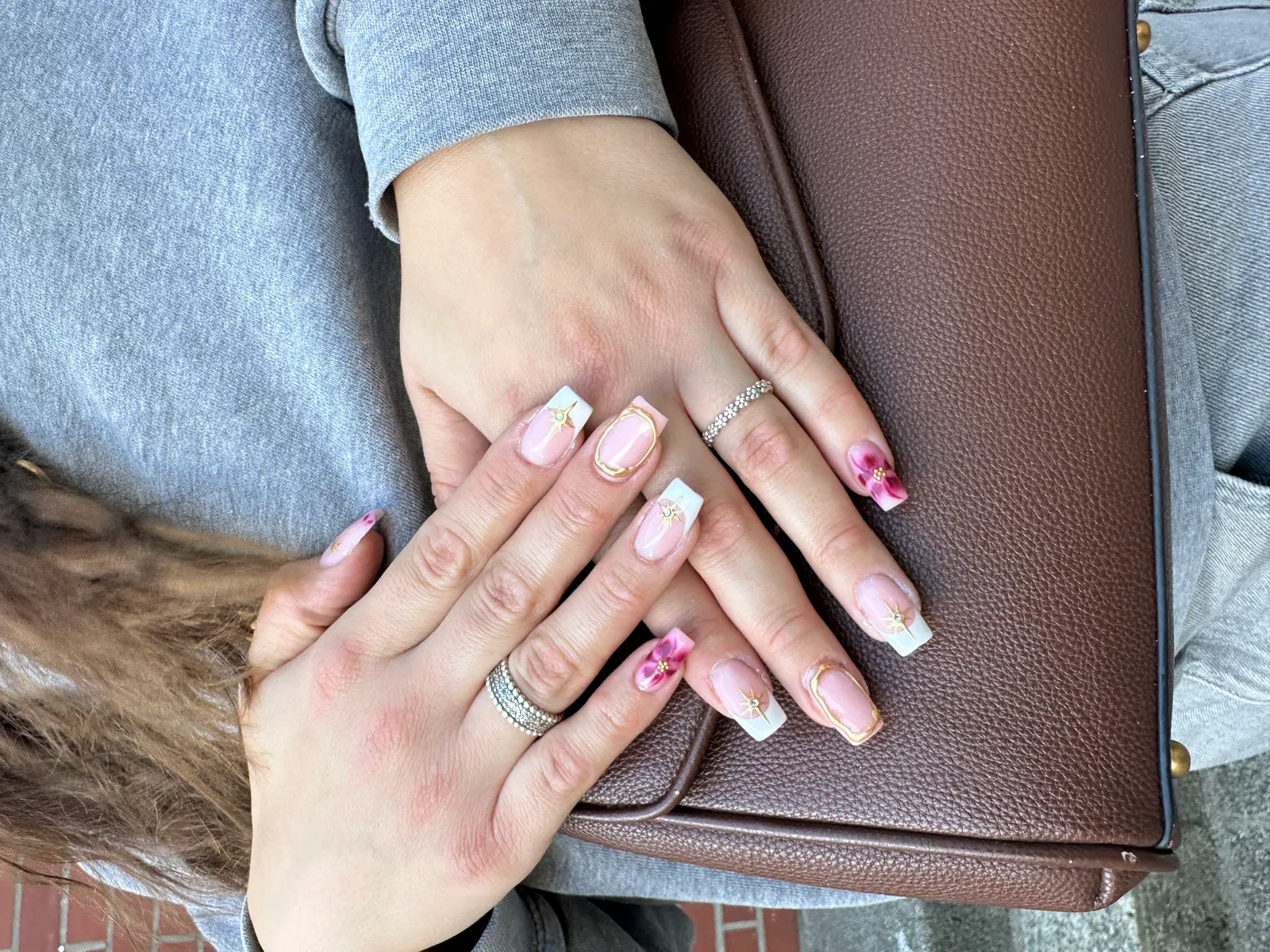 Nail Color Finder bei Juliet Nails Hamburg