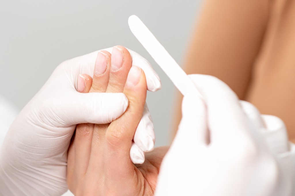Gepflegte natürliche Maniküre im Juliet Nagelstudio Hamburg
